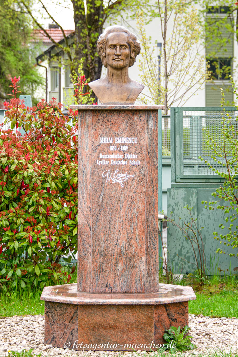 Büste des rumänischen Dichters Mihai Eminescu