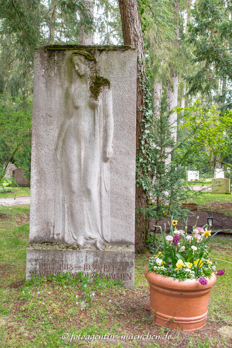 Kriegerdenkmal - Friedhof Obermenzing – Denkmal/Kunstwerk in München