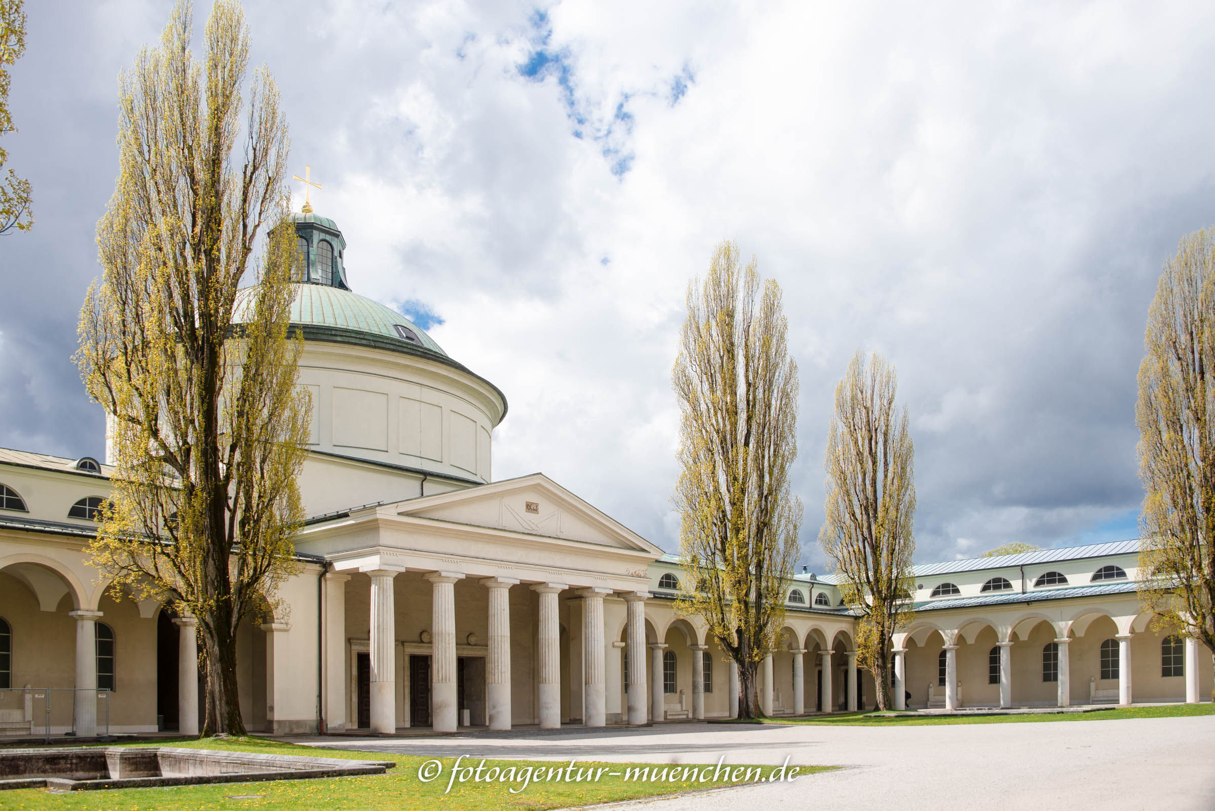 Ostfriedhof