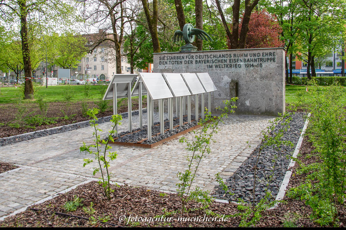 Denkmal für die Gefallenen der Bayerischen Eisenbahntruppe – Denkmal/Kunstwerk in München