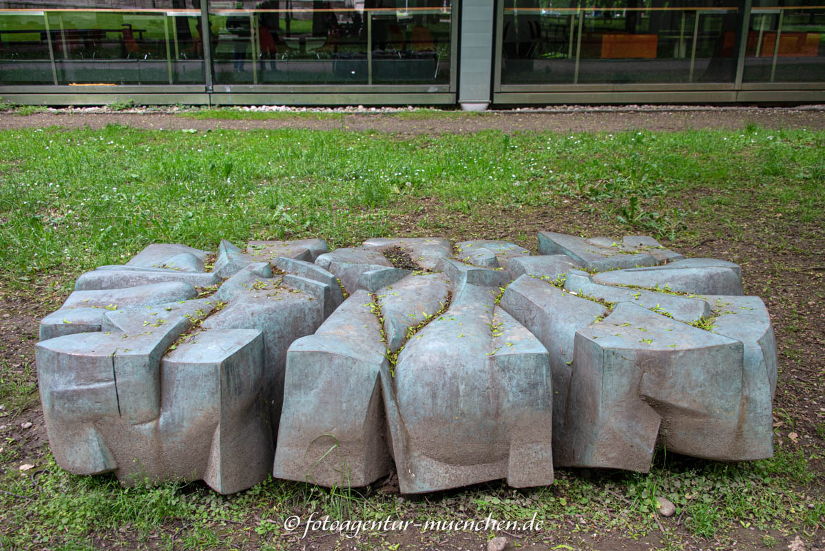 Große Landschaft I – Denkmal/Kunstwerk in München