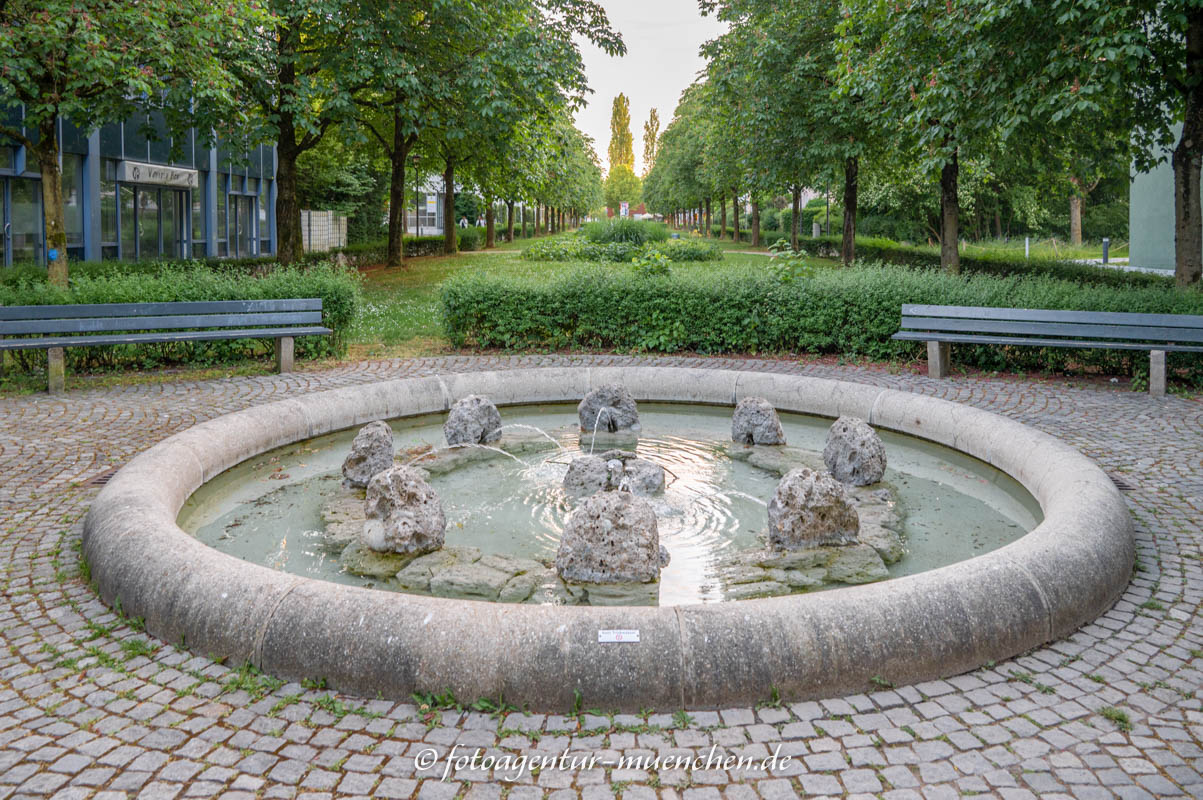 Felsenring-Brunnen – Denkmal/Kunstwerk in München