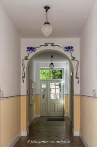 Gerhard Willhalm – Jugendenstil- Eingang