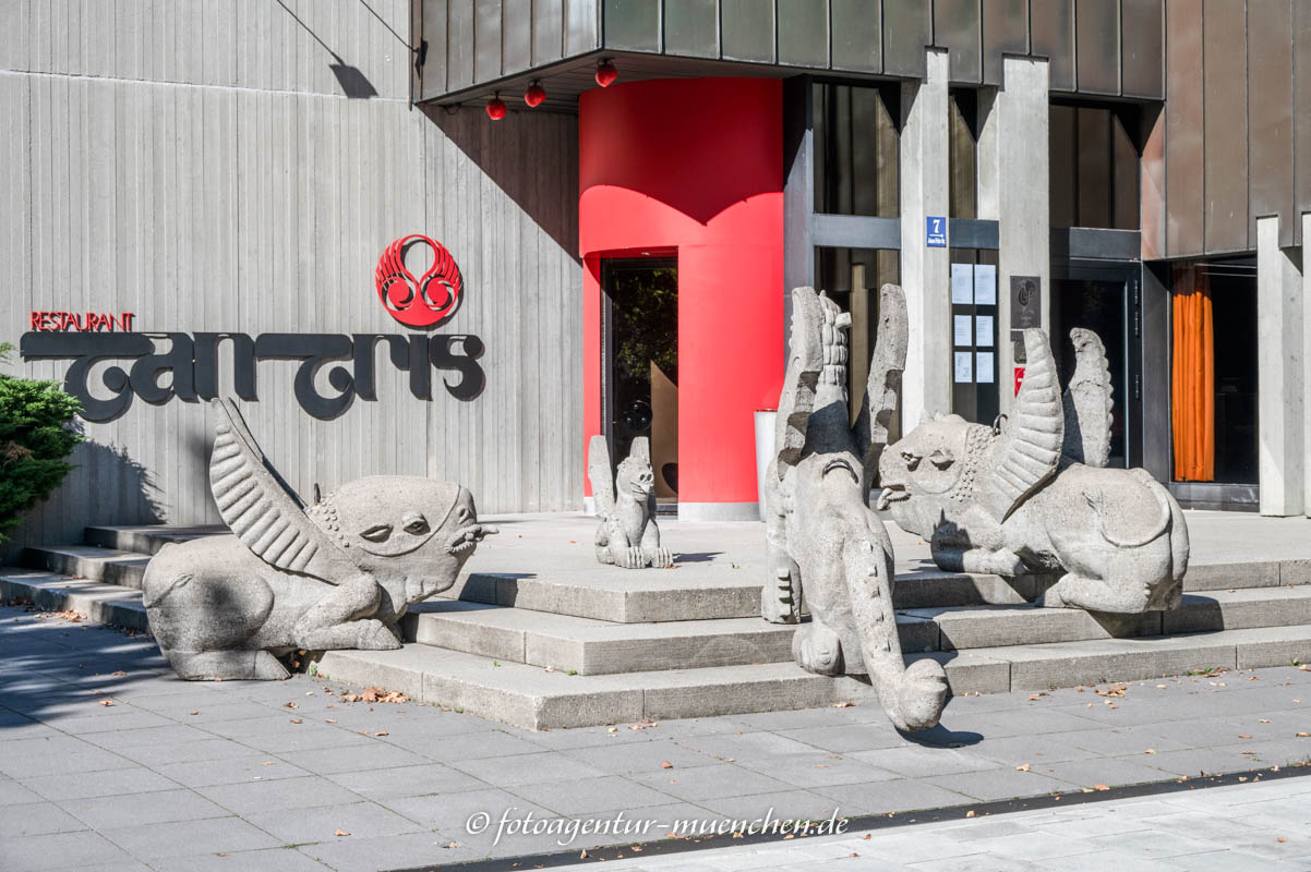 Drachenskulptur – Denkmal/Kunstwerk in München
