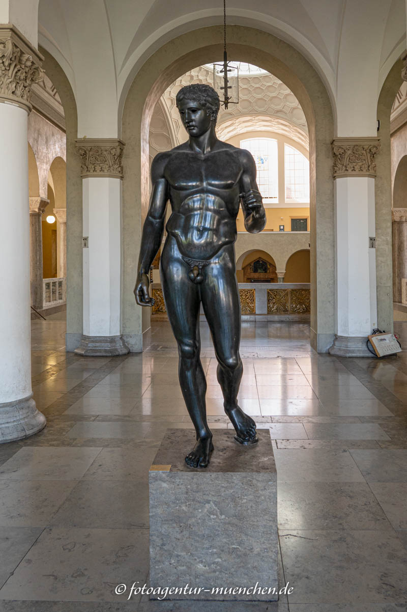 Doryphoros – Denkmal/Kunstwerk in München