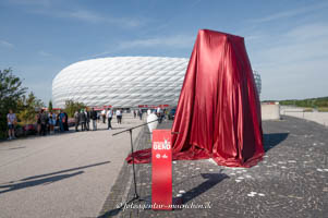 Enthüllung des Gerd Müller Denkmals – Foto aus München