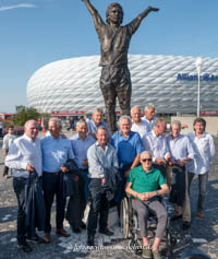 Enthüllung des Gerd Müller Denkmals – Foto aus München