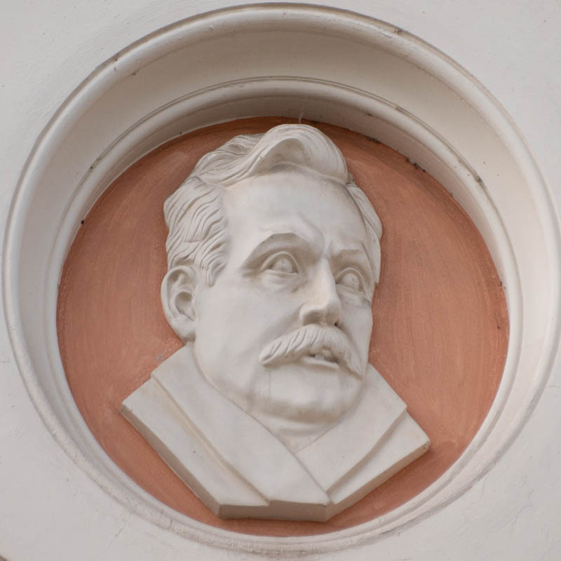 Wilhelm Wien – Denkmal/Kunstwerk in München