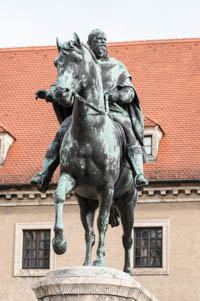Reiterstandbild - Prinzregent Luitpold – Foto aus München