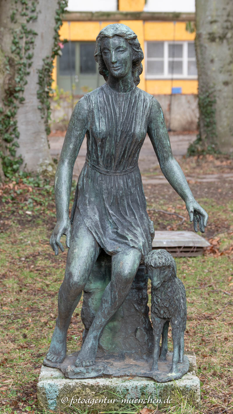 Cloe – Denkmal/Kunstwerk in München