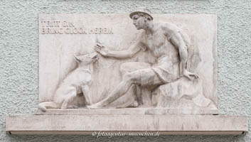 Gerhard Willhalm – Bauschmuck - Mann mit Hund
