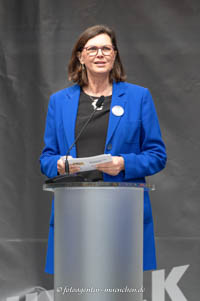 Rückkehr der Namen - Ilse Aigner – Foto aus München
