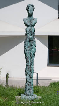  - Bronzefigur