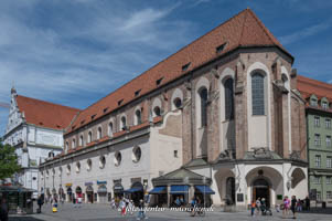 Ehem. Augustinerkirche – Foto aus München