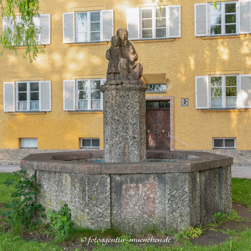 Bärmann-Brunnen – Denkmal/Kunstwerk in München
