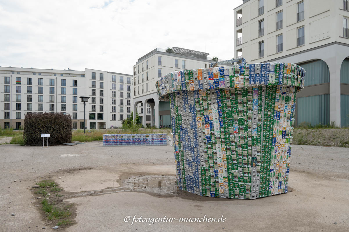 Mülleimer – Denkmal/Kunstwerk in München