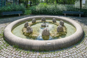 Felsenring-Brunnen – Foto aus München