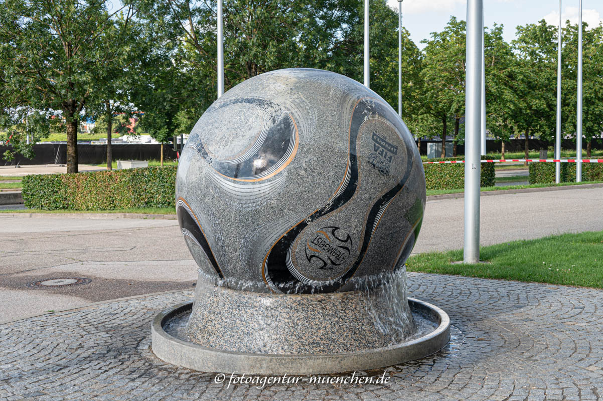 WM-Brunnen – Denkmal/Kunstwerk in München
