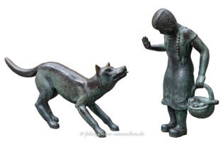 Rotkäpchen un der Wolf – Foto aus München