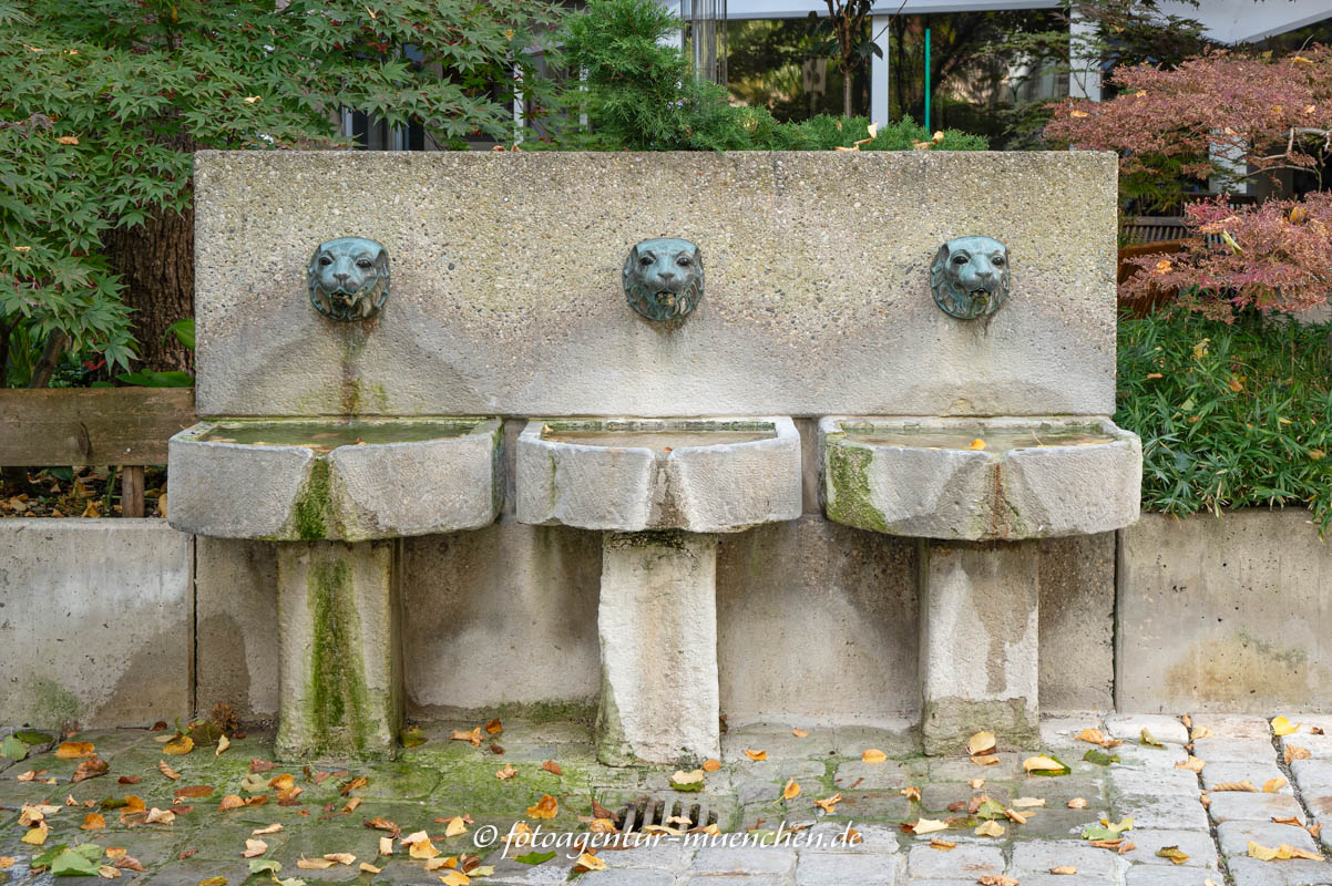 Löwenbrunnen – Denkmal/Kunstwerk in München