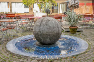 Gerhard Willhalm – Kugelbrunnen