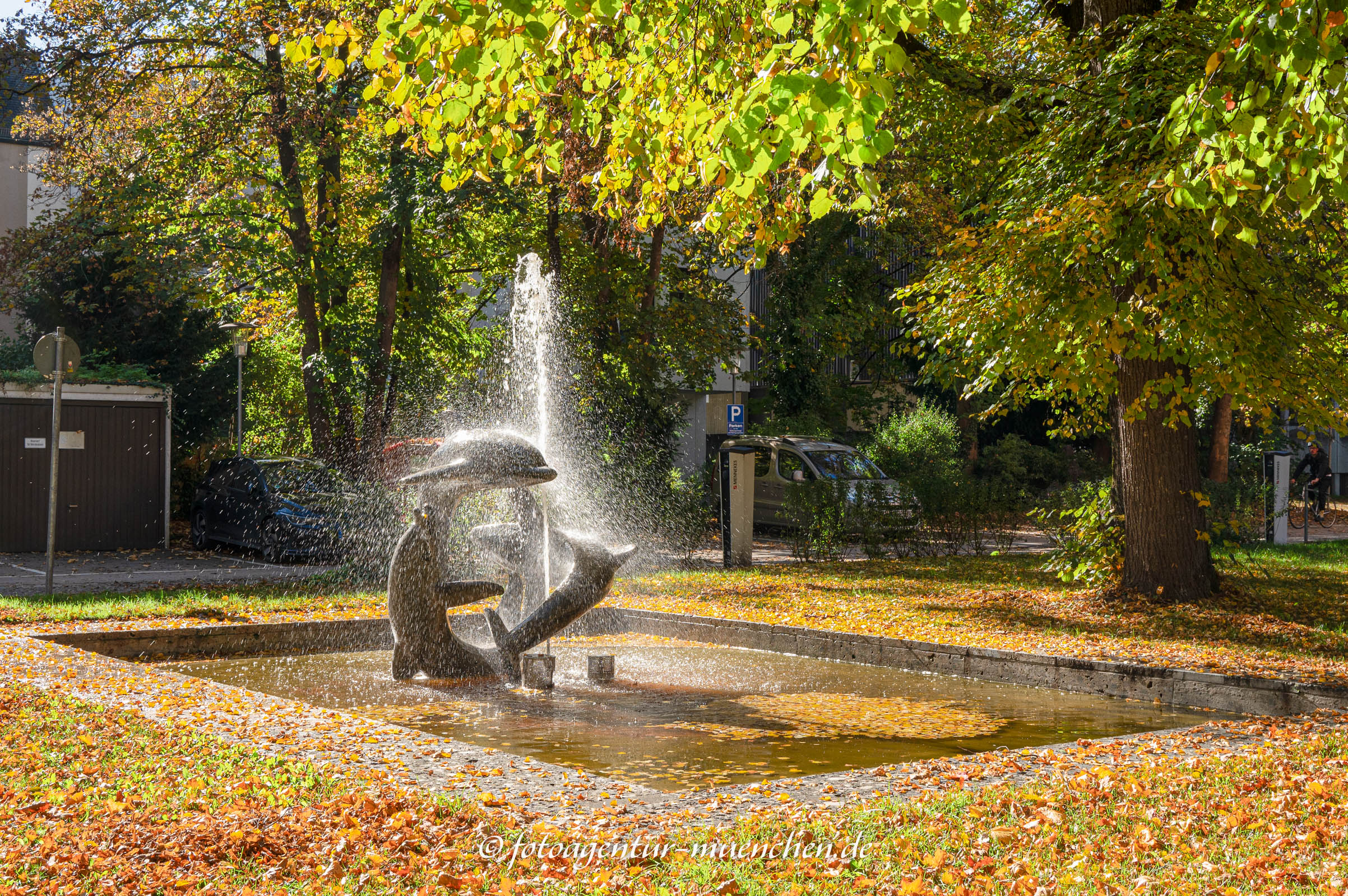 Delphin-Brunnen