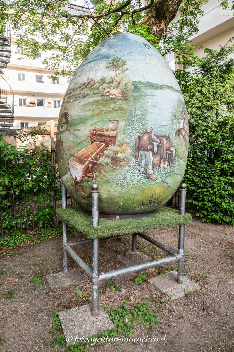 Osterei von Herzen – Pisanica od srca – Denkmal/Kunstwerk in München