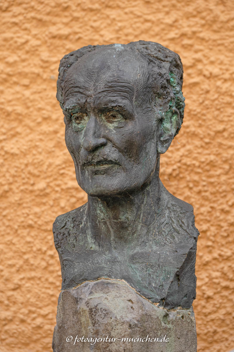 Denkmal - Friedrich Schiedel – Denkmal/Kunstwerk in München
