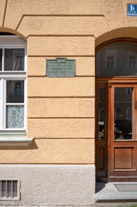 Gedenktafel - Katholisches Jugendheim – Foto aus München