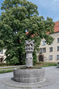 Die Gratulanten (Hochzeitsbrunnen) – Foto aus München