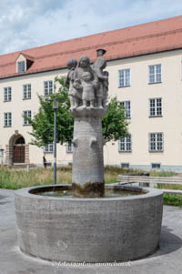 Die Gratulanten (Hochzeitsbrunnen) – Foto aus München