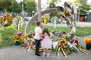 Härtel Elke - Denkmal „Für Euch“ (Rechtsradikaler Anschlag OEZ)