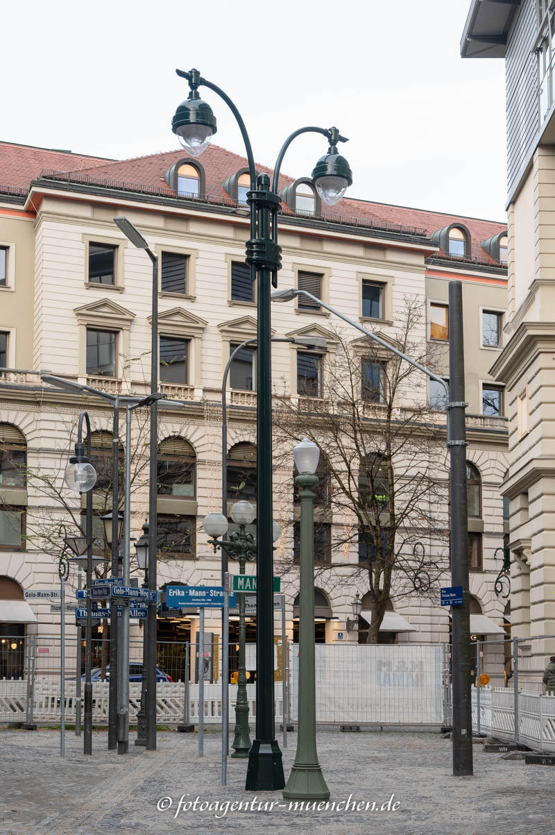 Strassen Namen Leuchten – Denkmal/Kunstwerk in München