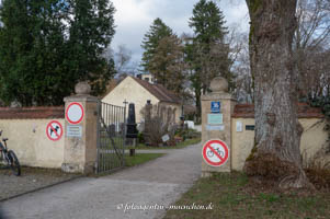 – Friedhof Lochhausen