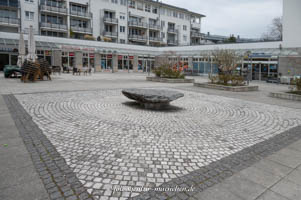  - Brunnen