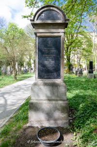 Grab - Georg Huhn – Foto aus München