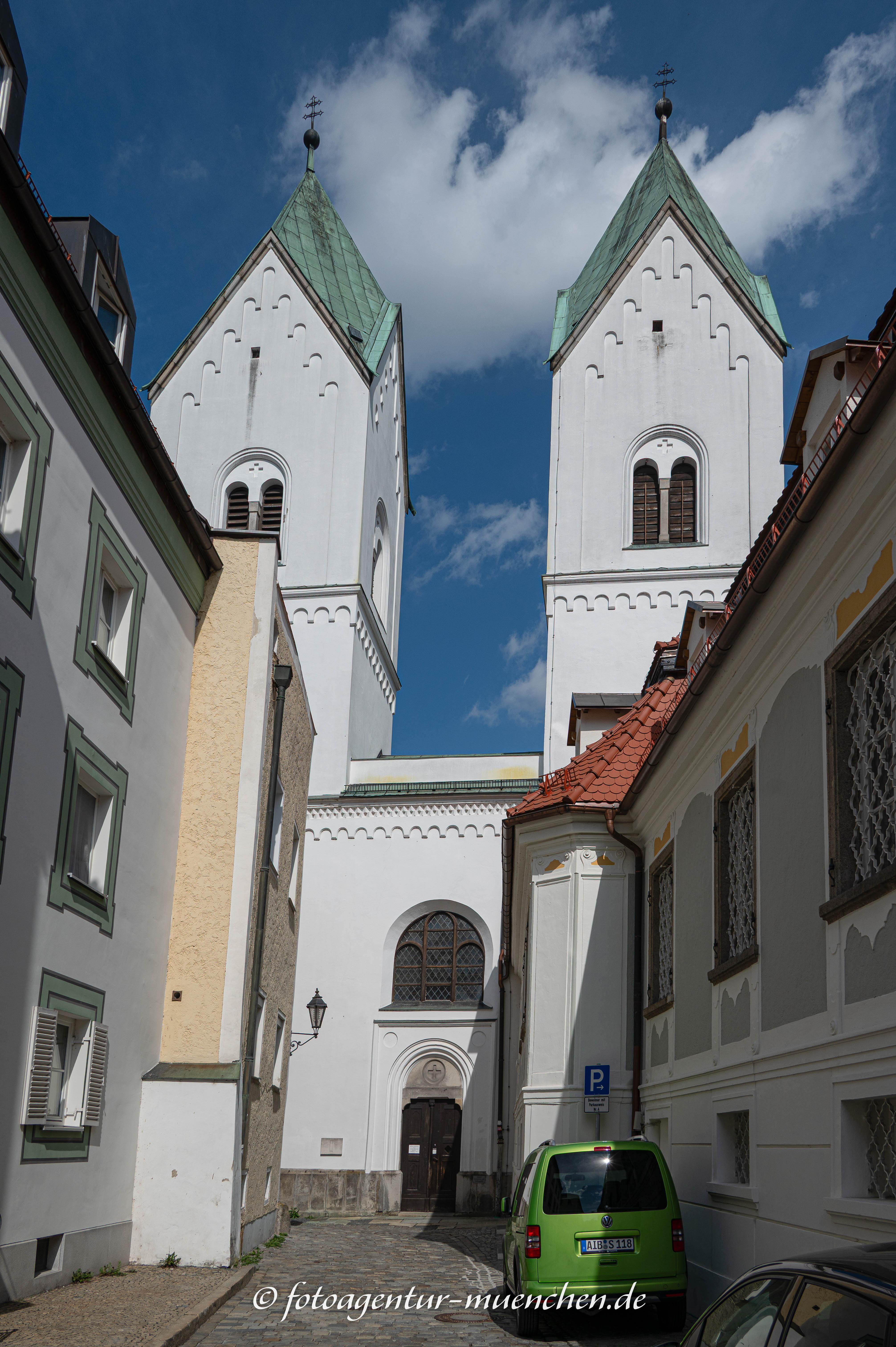 Niedernburg Heiligkreuz