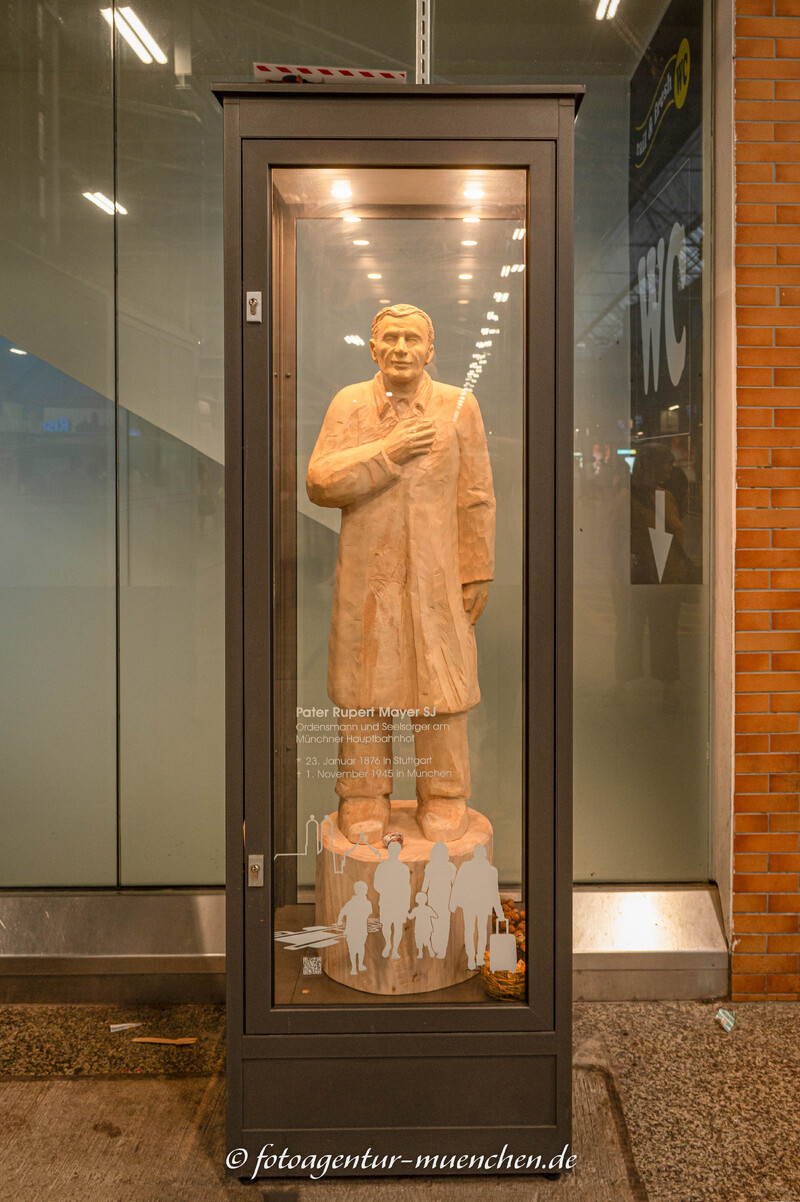 Pater Rupert Mayer SJ – Denkmal/Kunstwerk in München