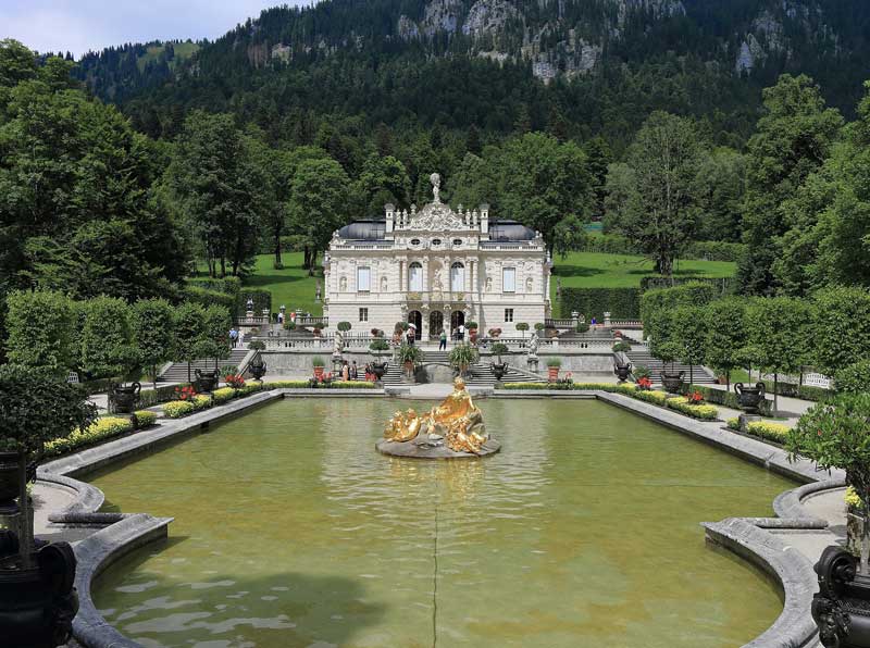   Schloss Linderhof